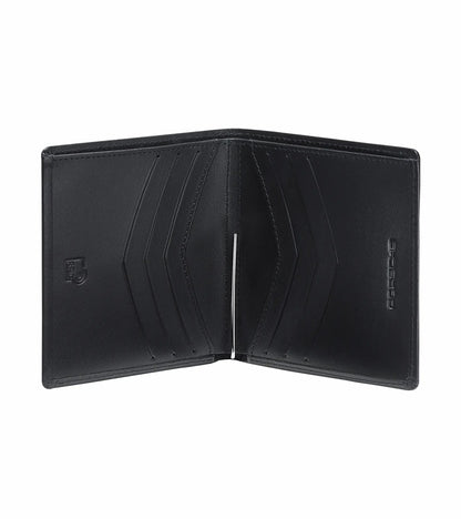 Credit cardholder | Essential