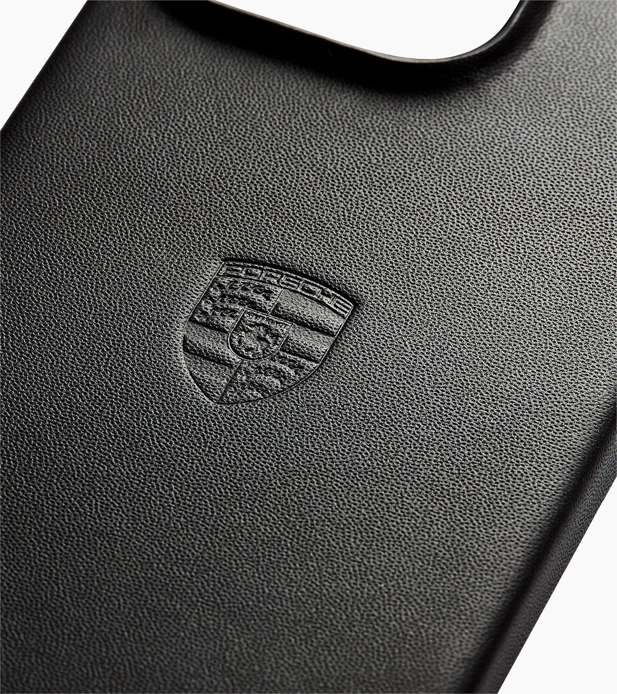 Snap-on case for iPhone 16 Pro 718