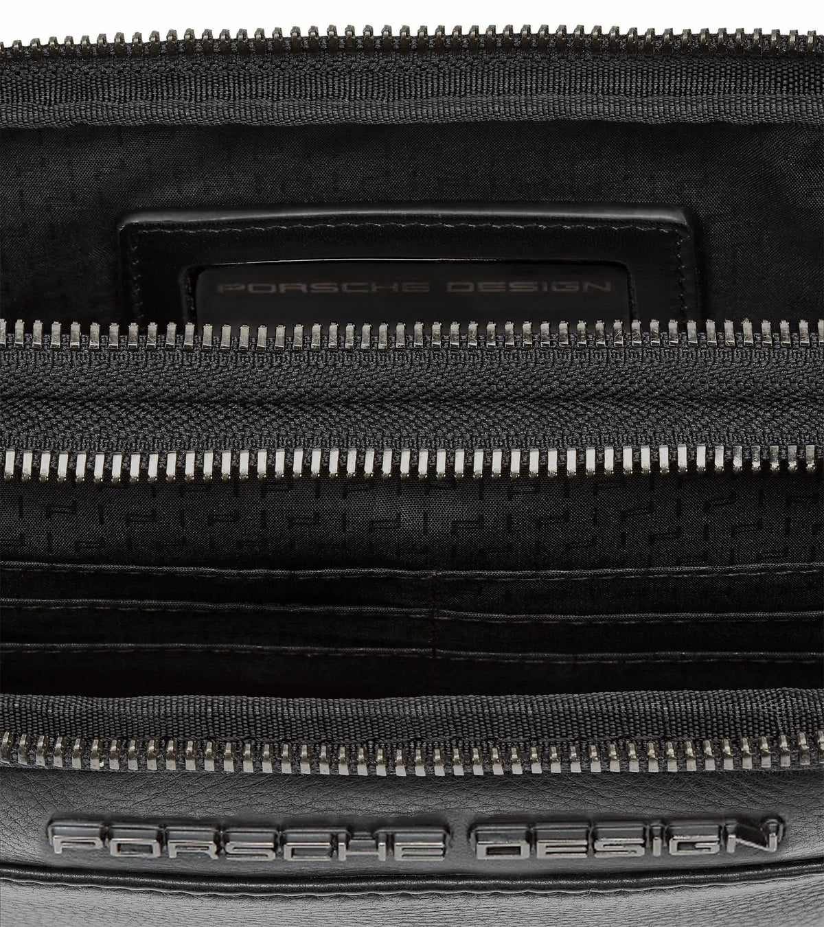Roadster Leather Travel Pouch