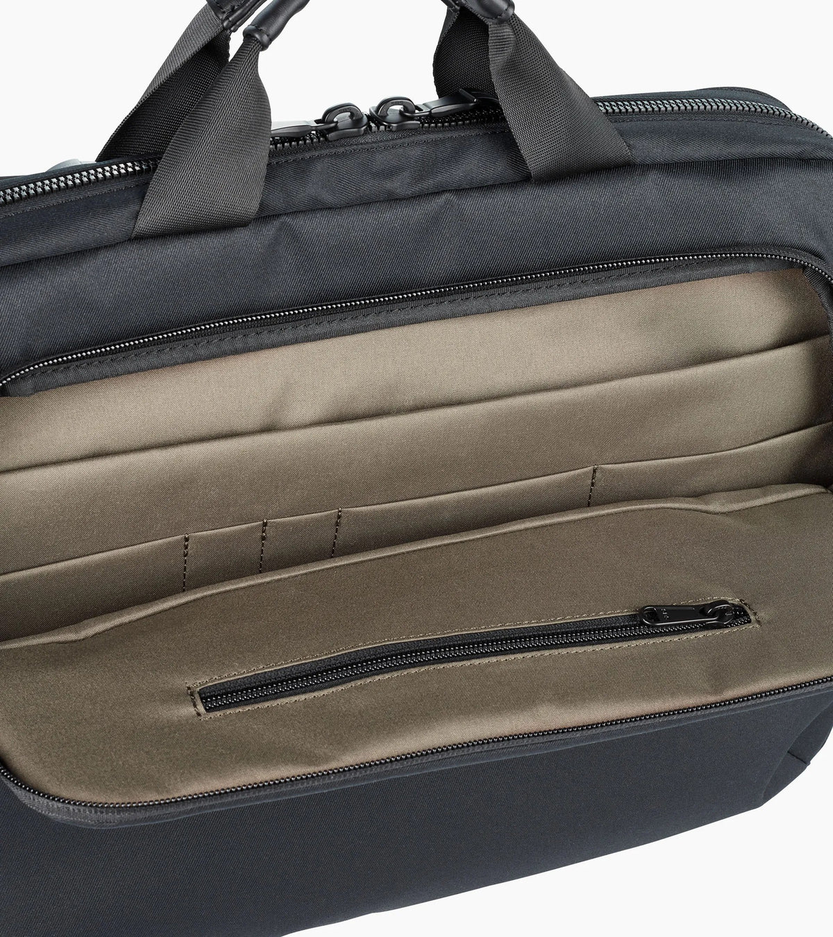 Briefcase | Essential