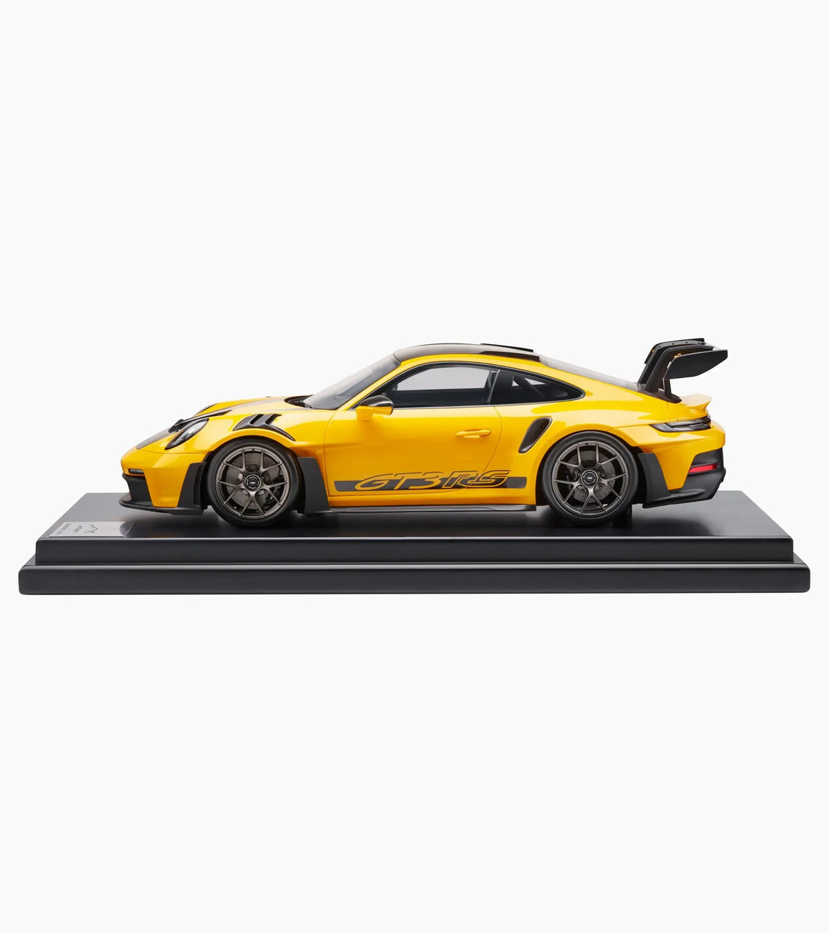 Porsche 911 GT3 RS (992) | Ltd.