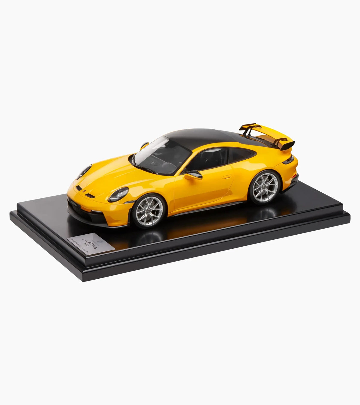 Porsche 911 GT3 (992) signal yellow | Limited edition