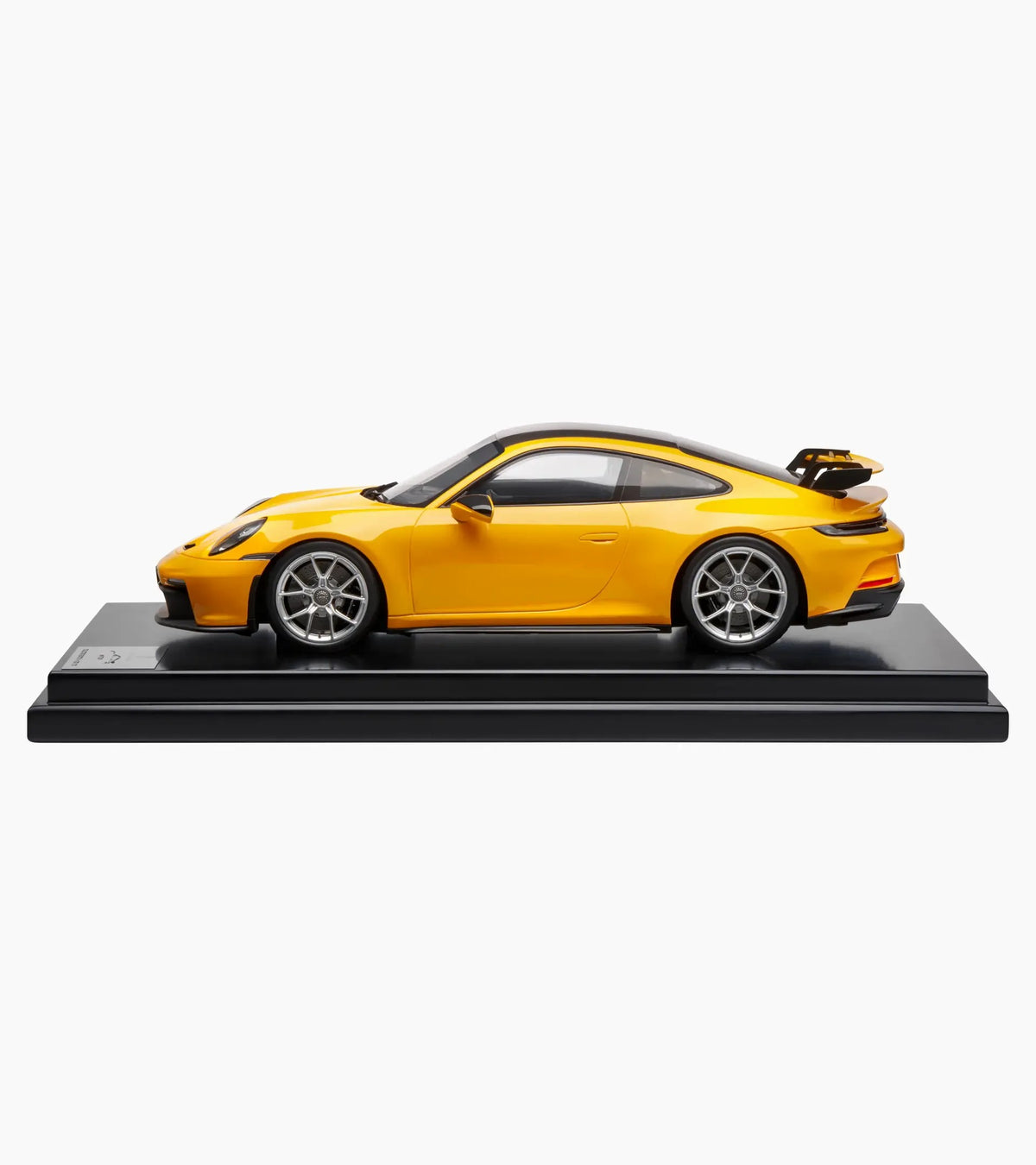 Porsche 911 GT3 (992) signal yellow | Limited edition