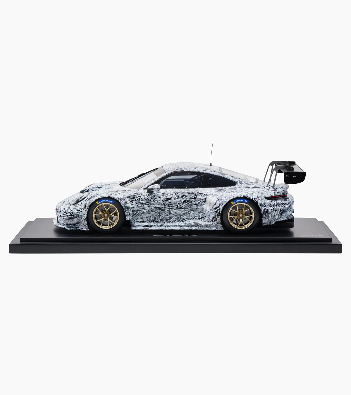 Porsche 911 GT3 R (992) | Ltd.